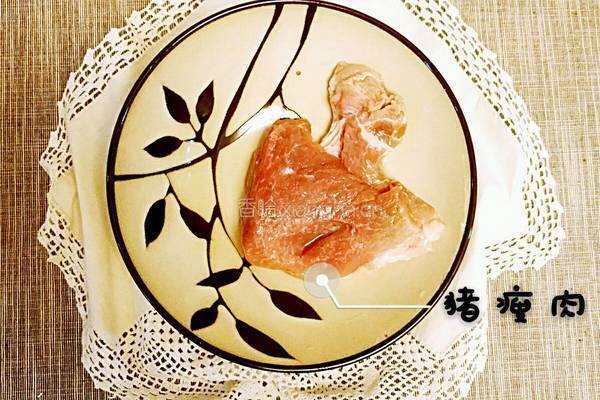 罗汉果玉竹菜干瘦肉汤的做法图解2