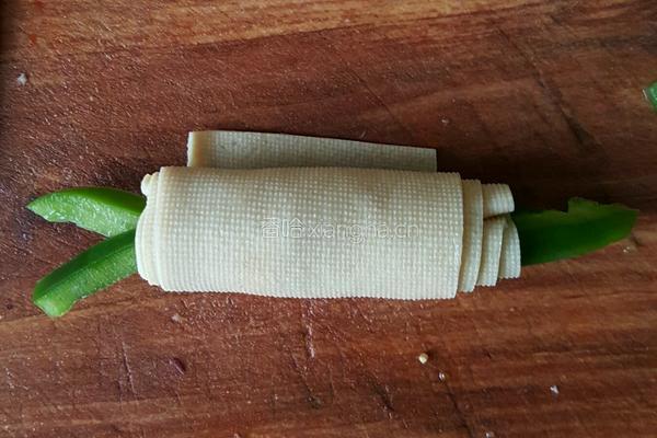 香烤培根蔬菜卷的做法图解4