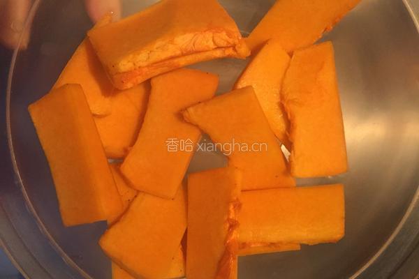 小米南瓜粥的做法图解1