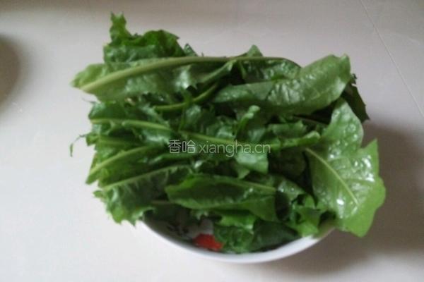香辣苦菜炒鸡蛋的做法图解1