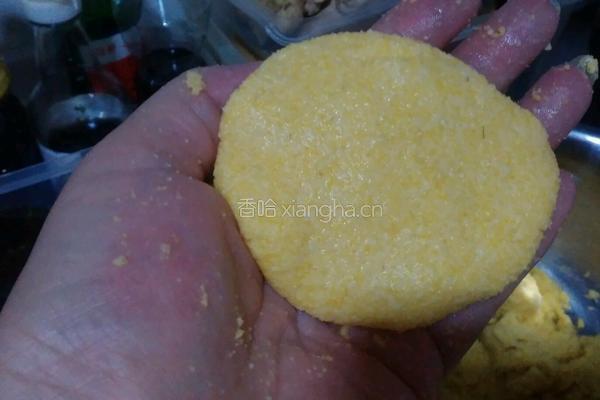 玉米面馅贴饼子的做法图解9