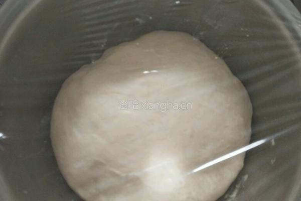 蜜豆牛角面包的做法图解7
