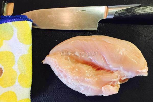 电饭煲版鸡肉卷的做法图解1