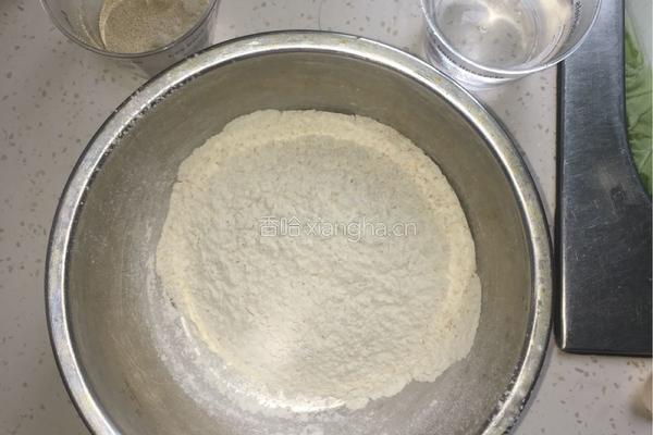 （超简单）法棍面包的做法图解1