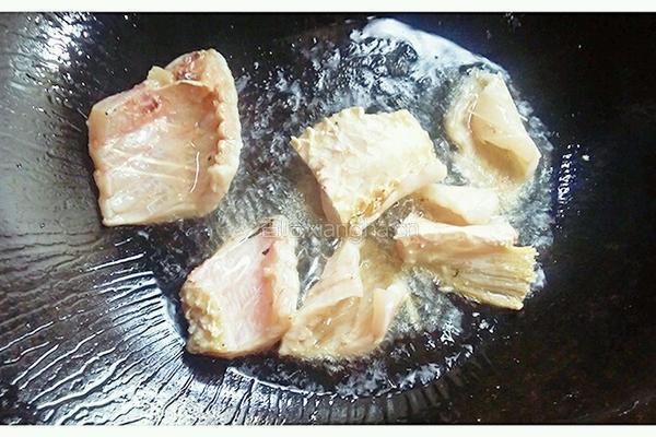 麻辣酸菜鱼火锅的做法图解7