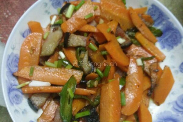 胡萝卜腊肉的做法图解4