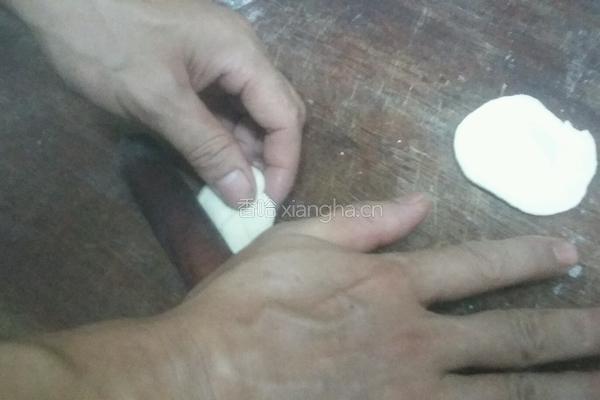 南山寿桃包的做法图解4