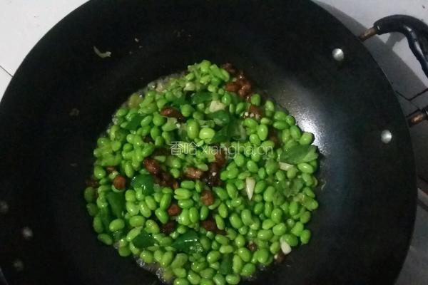 炒毛豆米的做法图解4