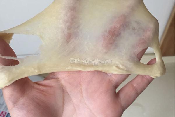 鱿鱼奶酪花朵面包的做法图解3