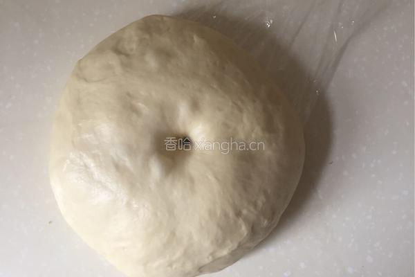鱿鱼奶酪花朵面包的做法图解8