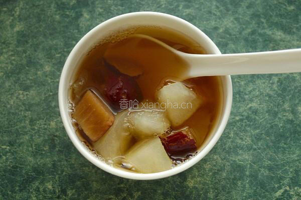 红枣雪梨汤的做法图解3