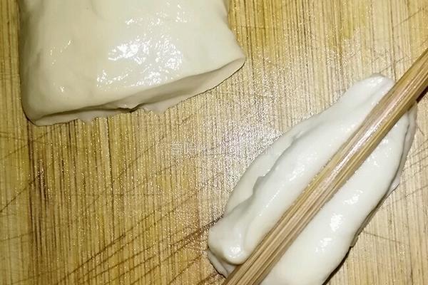 油条的做法图解4