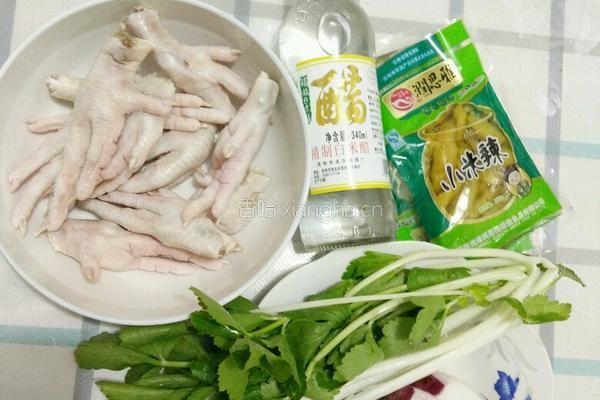 家制泡鸡脚的做法图解1
