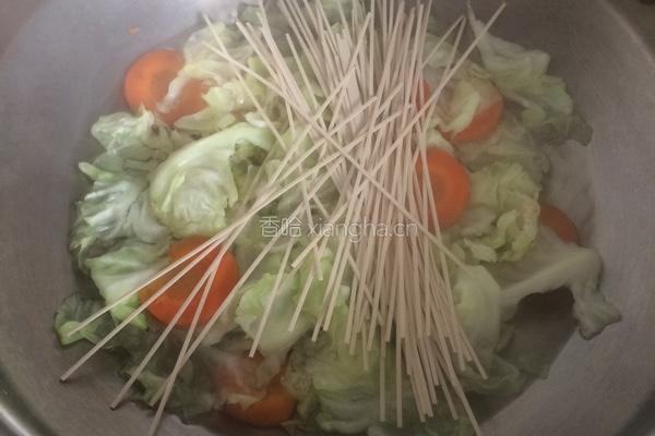 蔬菜面的做法图解2