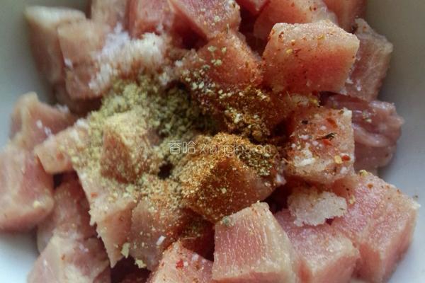 牙签里脊肉的做法图解2