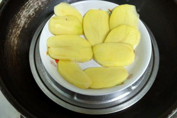香炸芝士馅土豆虾球的做法图解3