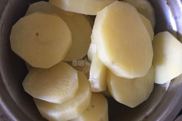 焗烤土豆泥的做法图解3