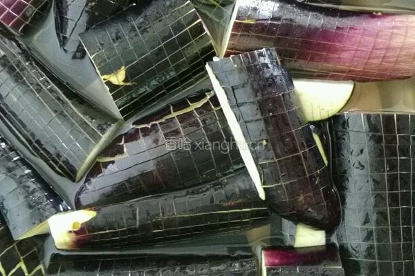 鱼香茄子(不过油的做法)的做法图解2
