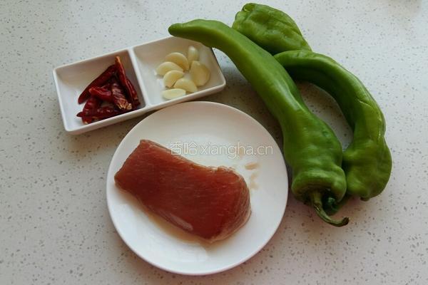 青椒肉丝的做法图解1