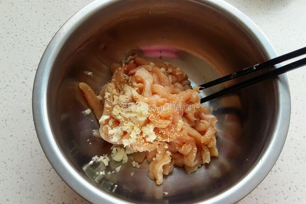 香酥鸡柳的做法图解2