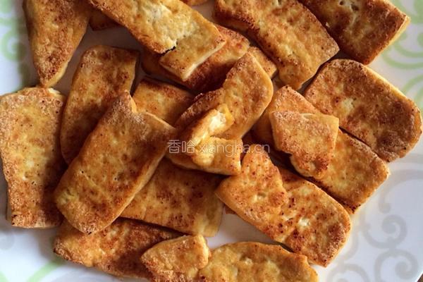 葱爆豆腐的做法图解1
