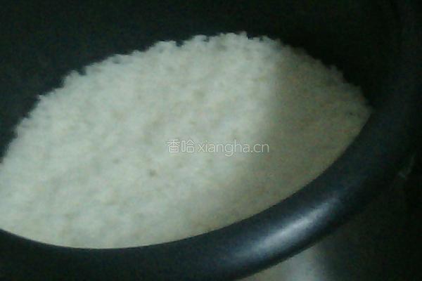 蛋炒饭的做法图解1