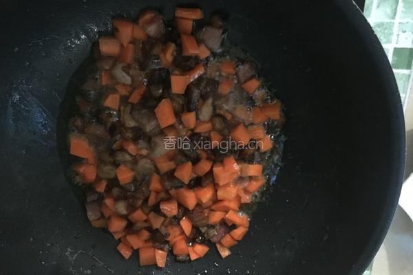 土豆胡萝卜腊肉焖饭的做法图解13