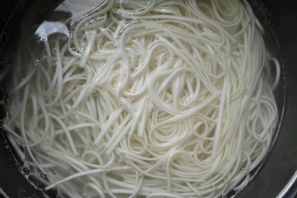 蕃茄鸡蛋卤子面的做法图解2