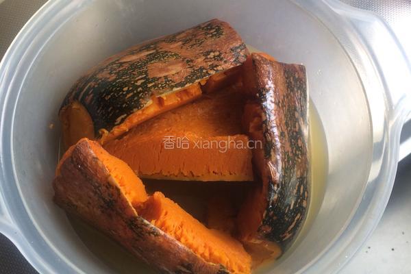 南瓜芝麻糯米饼的做法图解1