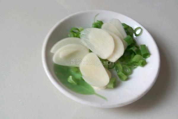 土豆炒面片的做法图解3
