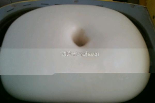 日式炼乳吐司的做法图解3