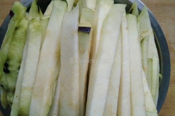蒜泥茄子的做法图解2