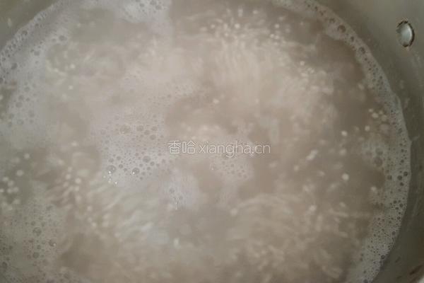 椰汁芒果西米露的做法图解3