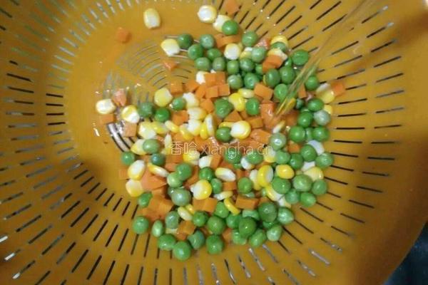 五彩素锦节节高的做法图解3