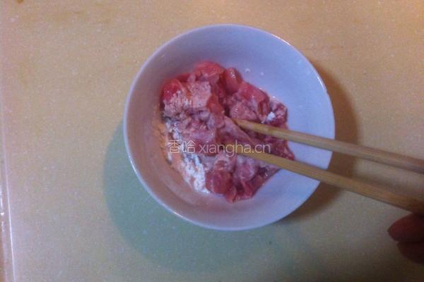 生瓜香菇炒肉的做法图解2
