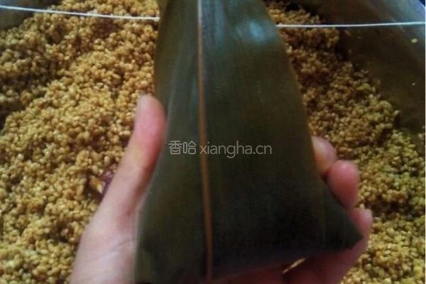 ＃端午节＃五花肉粽的做法图解10