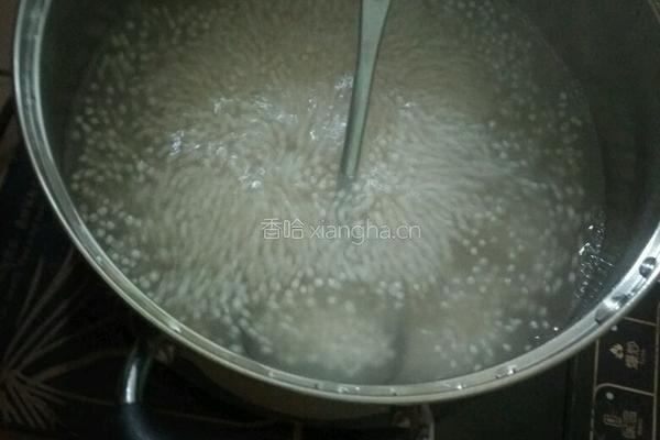 龟苓膏芒果椰汁西米露的做法图解3