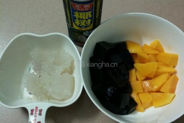 龟苓膏芒果椰汁西米露的做法图解5