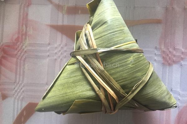 五香绿豆瘦肉粽的做法图解14