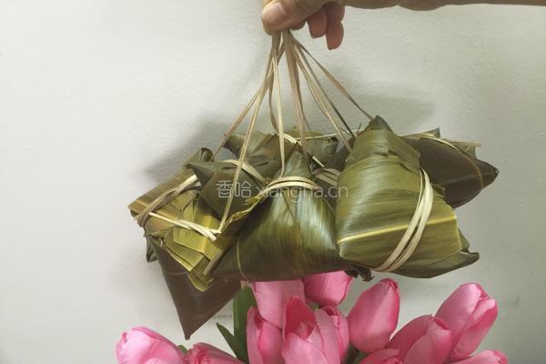 红豆碱水粽的做法图解8
