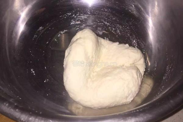 西府削筋面的做法图解1