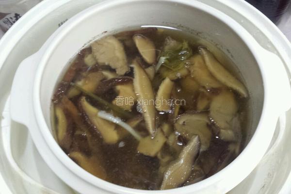 松茸排骨汤的做法图解8
