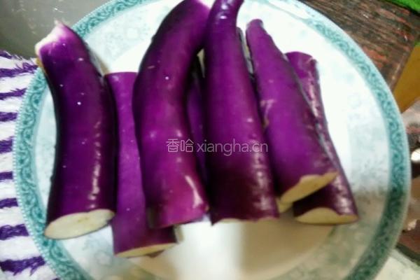 夏季食谱―茄子酱（超简单的下饭菜）的做法图解1