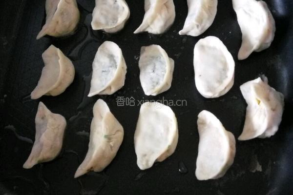锅贴的做法图解7