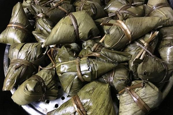 迷你蛋黄肉粽的做法图解17