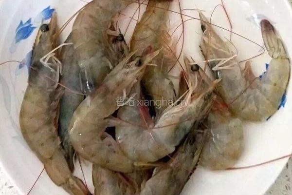 虾泥鸡蛋饺的做法图解1