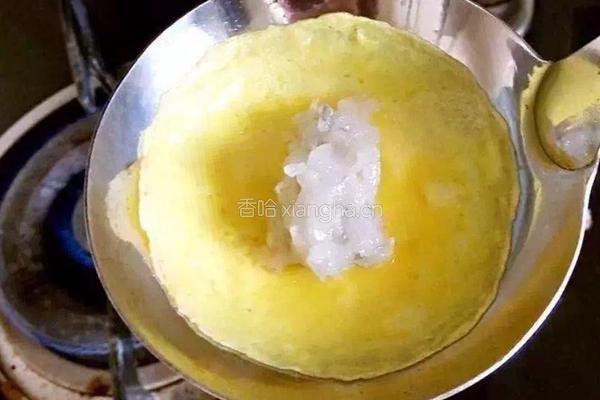 虾泥鸡蛋饺的做法图解3