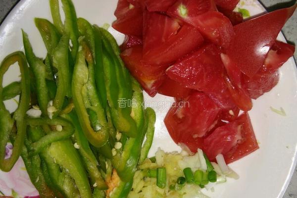 圆菜炒粉的做法图解1