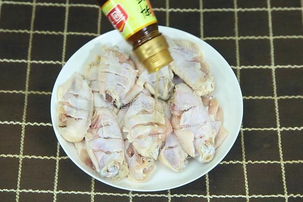 懒人菜之美味可乐鸡翅的做法图解3