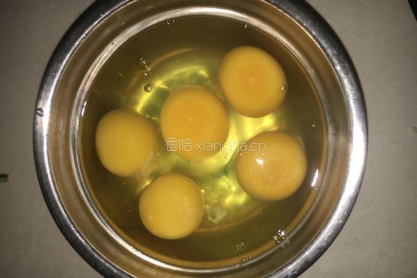 辣椒炒鸡蛋的做法图解2